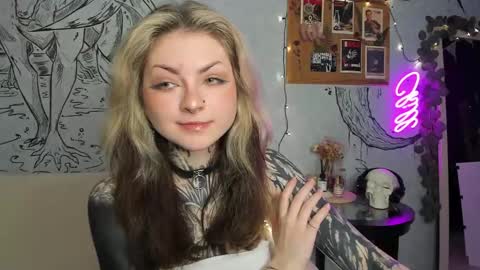 Snapshot of lostallice chatting on 01/26/25, 03:48 lostallice online show from 01/26/25, 03:48