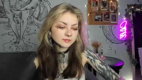 Snapshot of lostallice chatting on 02/07/25, 12:53 lostallice online show from 02/07/25, 12:53