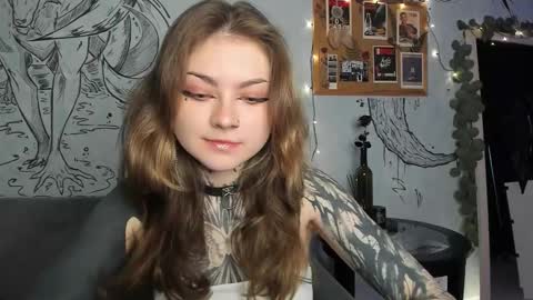 Snapshot of lostallice chatting on 10/05/25, 04:44 lostallice online show from 10/05/25, 04:44