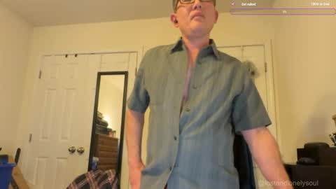 Snapshot of lostandlonelysoul chatting on 11/23/25, 05:29 Hazemir online show from 11/23/25, 05:29