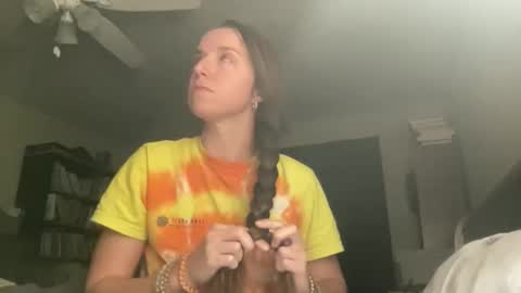 Snapshot of lothlori chatting on 12/01/25, 02:27 lothlori online show from 12/01/25, 02:27