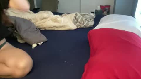 Snapshot of lothlori chatting on 01/09/26, 01:58 lothlori online show from 01/09/26, 01:58