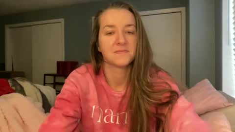 Snapshot of lothlori chatting on 02/11/26, 12:54 lothlori online show from 02/11/26, 12:54