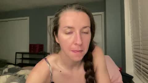 Snapshot of lothlori chatting on 03/04/26, 12:49 lothlori online show from 03/04/26, 12:49