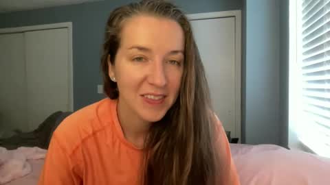 Snapshot of lothlori chatting on 03/11/26, 12:44 lothlori online show from 03/11/26, 12:44