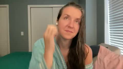 lothlori online show from 05/01/26, 11:31