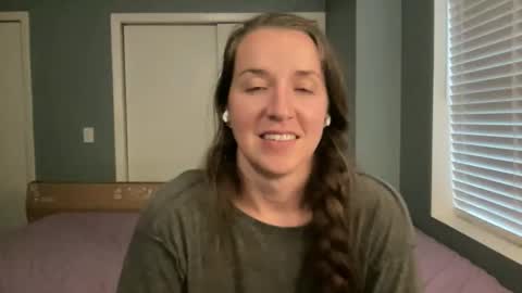 lothlori online show from 05/17/26, 11:45