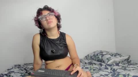 lotto_bloom online show from 10/20/25, 03:23