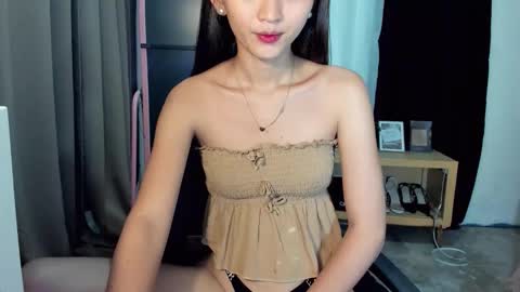 Snapshot of lougem chatting on 04/29/26, 06:25 lougem online show from 04/29/26, 06:25