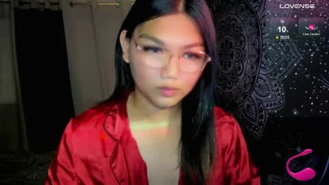 Snapshot of louheart chatting on 05/12/26, 07:27 Sweet online show from 05/12/26, 07:27