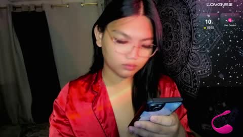 Snapshot of louheart chatting on 05/13/26, 12:41 Sweet online show from 05/13/26, 12:41