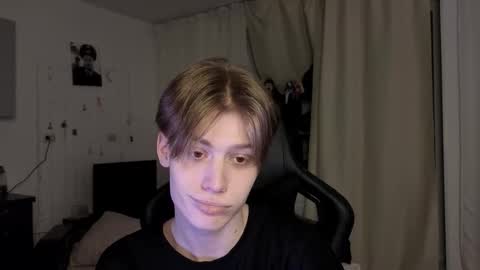 Snapshot of louie_evans chatting on 02/03/26, 06:46 louie_evans online show from 02/03/26, 06:46