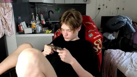 Snapshot of louie_evans chatting on 03/09/26, 07:56 louie_evans online show from 03/09/26, 07:56