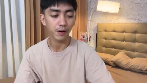 Snapshot of louieismy_name chatting on 03/15/26, 11:00 ignot ursh online show from 03/15/26, 11:00