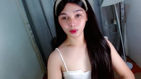 Snapshot of louilalicious chatting on 11/01/25, 11:01 louilalicious online show from 11/01/25, 11:01