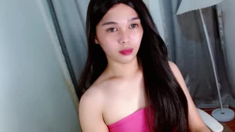 louilalicious online show from 11/07/25, 06:13