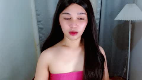 Snapshot of louilalicious chatting on 11/10/25, 12:42 louilalicious online show from 11/10/25, 12:42