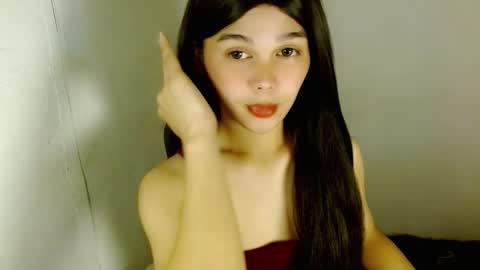 Snapshot of louilalicious chatting on 01/08/26, 12:02 louilalicious online show from 01/08/26, 12:02