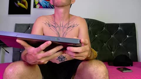 OF louis bcasta1 online show from 10/26/25, 07:20