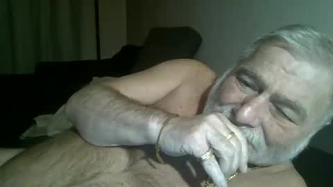 Snapshot of louis_chokdee chatting on 12/13/24, 06:38 louis_chokdee online show from 12/13/24, 06:38