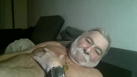 Snapshot of louis_chokdee chatting on 01/06/25, 06:41 louis_chokdee online show from 01/06/25, 06:41