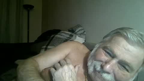 Snapshot of louis_chokdee chatting on 01/30/25, 06:21 louis_chokdee online show from 01/30/25, 06:21