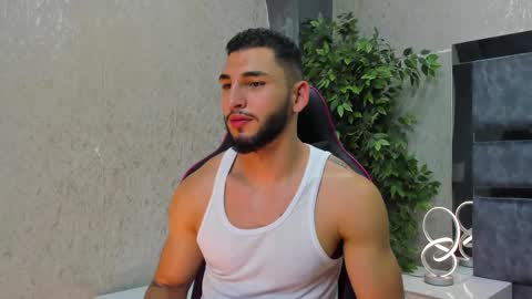 Louis online show from 11/08/25, 07:56