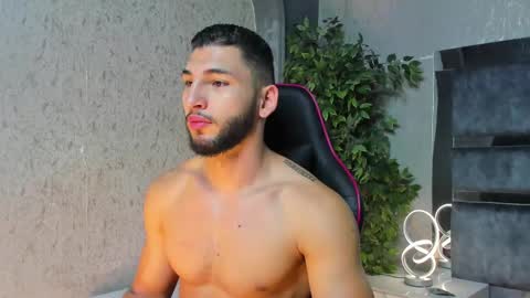 Louis online show from 11/09/25, 03:54