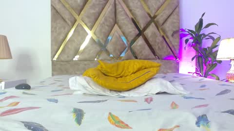 Snapshot of louis_hardstar chatting on 12/09/24, 11:45 Louis Valdz online show from 12/09/24, 11:45