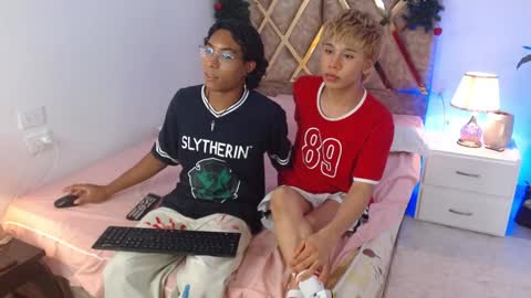 Snapshot of louis_hardstar chatting on 12/19/24, 09:28 Louis Valdz online show from 12/19/24, 09:28