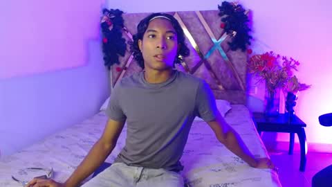 Snapshot of louis_hardstar chatting on 01/04/25, 08:05 Louis Valdz online show from 01/04/25, 08:05