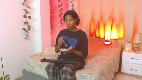 Snapshot of louis_hardstar chatting on 01/05/25, 10:19 Louis Valdz online show from 01/05/25, 10:19