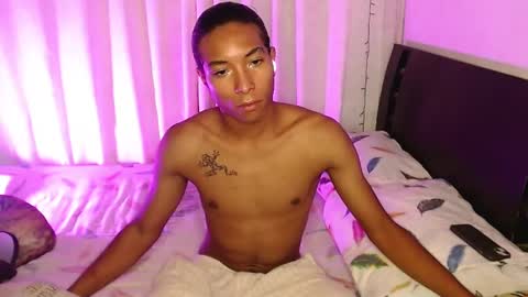 Snapshot of louis_hardstar chatting on 02/12/25, 05:58 Louis Valdz online show from 02/12/25, 05:58