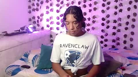 Snapshot of louis_hardstar chatting on 02/16/25, 08:33 Louis Valdz online show from 02/16/25, 08:33