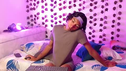 Snapshot of louis_hardstar chatting on 02/24/25, 09:31 Louis Valdz online show from 02/24/25, 09:31