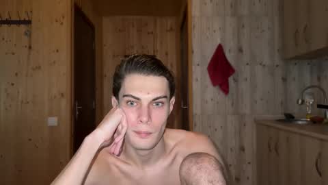 Snapshot of louis_preston chatting on 11/20/25, 05:51 Mark online show from 11/20/25, 05:51