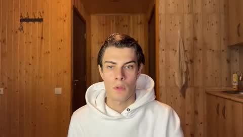 Snapshot of louis_preston chatting on 01/10/26, 11:20 Mark online show from 01/10/26, 11:20