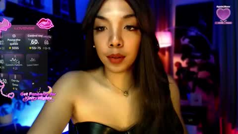 Snapshot of louisassy chatting on 02/13/26, 02:51 Louisa online show from 02/13/26, 02:51