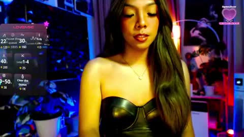 Louisa online show from 06/22/26, 02:57
