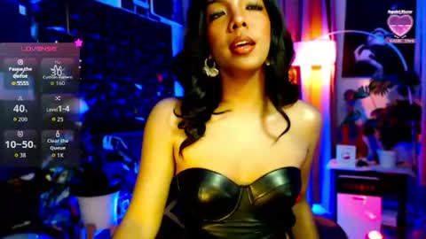 Louisa online show from 06/25/26, 05:12