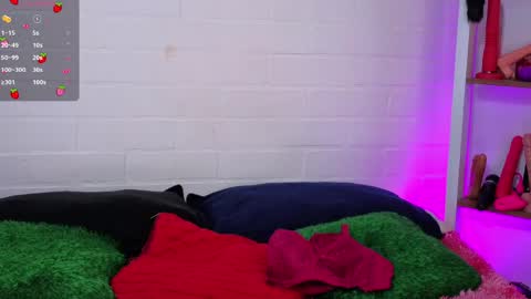  LouIse  online show from 05/11/26, 06:27