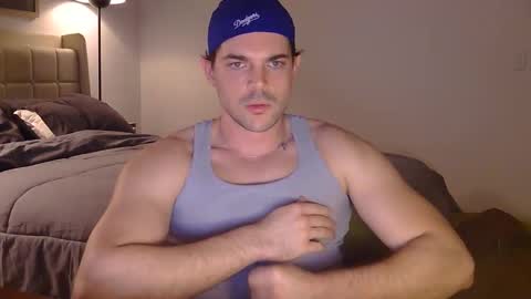 Snapshot of louisvalmer chatting on 02/17/26, 01:35 Louis Valmer online show from 02/17/26, 01:35