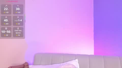 lourdes_moon22 online show from 12/15/25, 01:10