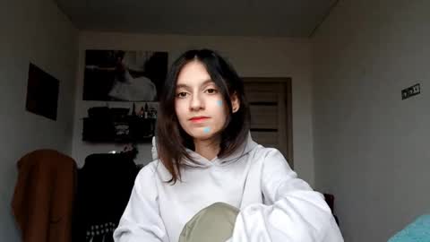 EVA online show from 11/21/25, 08:57