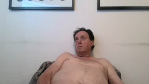 Snapshot of love2benude197211 chatting on 06/27/26, 06:35 Chris online show from 06/27/26, 06:35