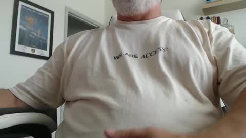 Snapshot of love2c2c2 chatting on 04/04/26, 06:05 love2c2c2 online show from 04/04/26, 06:05