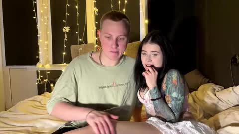 Snapshot of love4couple chatting on 03/06/26, 02:35 Mary and Tom online show from 03/06/26, 02:35