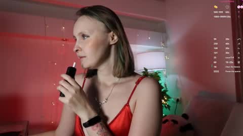 Snapshot of love_agatha chatting on 02/11/25, 10:15 Agatha online show from 02/11/25, 10:15