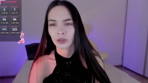 Snapshot of love_coin chatting on 12/18/24, 12:54 Love is name - I want to be your hobby General of hearts troops online show from 12/18/24, 12:54