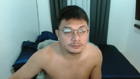 Snapshot of love_hottieh chatting on 10/13/25, 02:33 love_hottieh online show from 10/13/25, 02:33